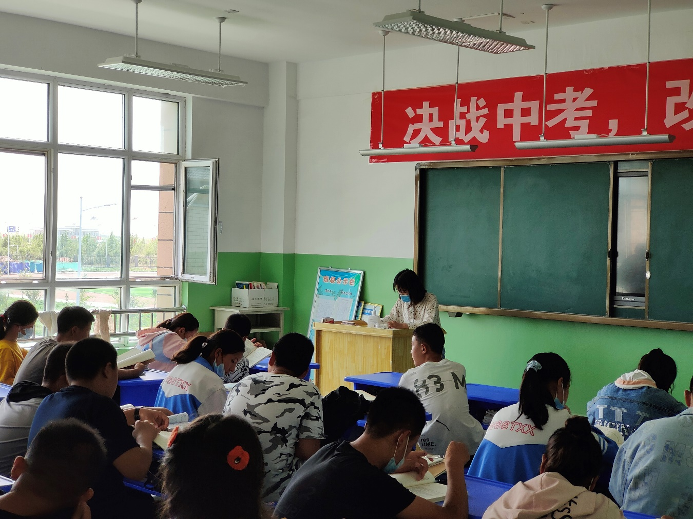 https://jcdn.xhby.net/JHD/publish/20210924/1632479612750042173.png